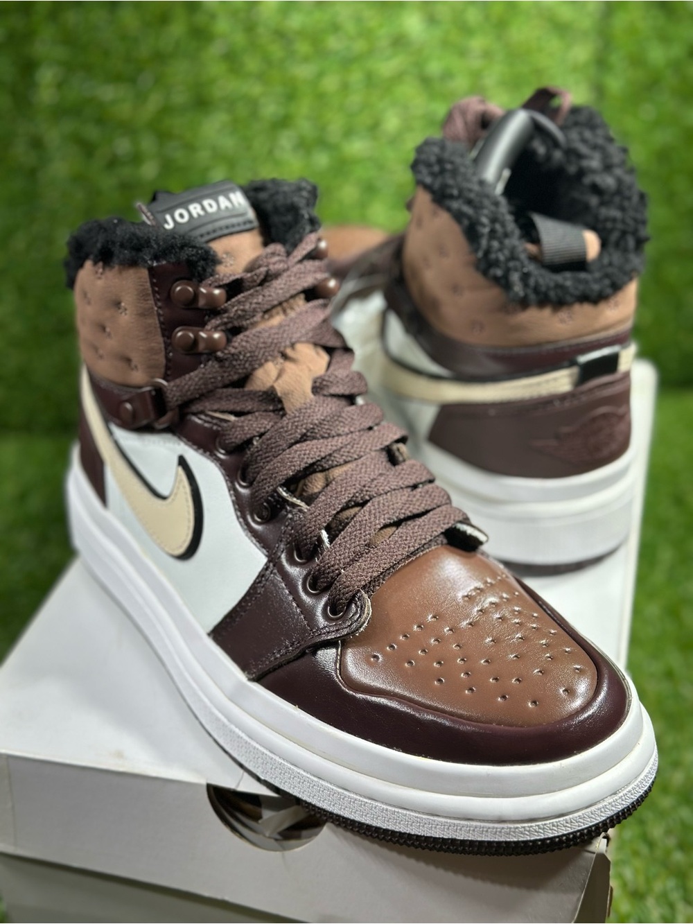 WOMENS AIR JORDAN 1 ACCLIMATE, BROWN/ CHOCOLATE/ BLACK, SIZE 7 , DC7723-200, NEW